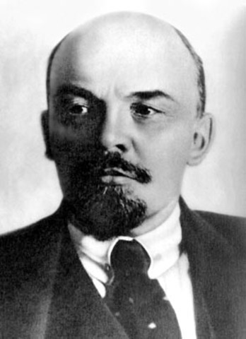 Lenin's Arrival