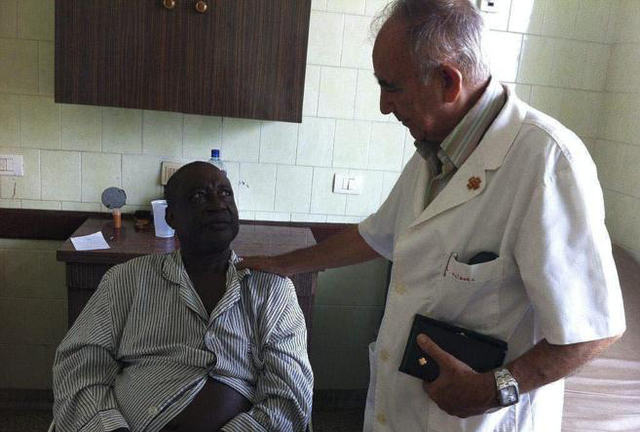 El religioso español Miguel Pajares está infectado con el virus de ébola