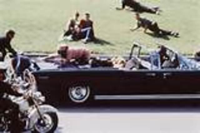John Fitgerald Kennedy was assasinated in Dallas .