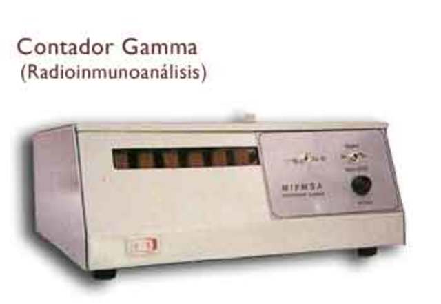 Se desarrolla la tecnica de la Radioinmunoanalizis