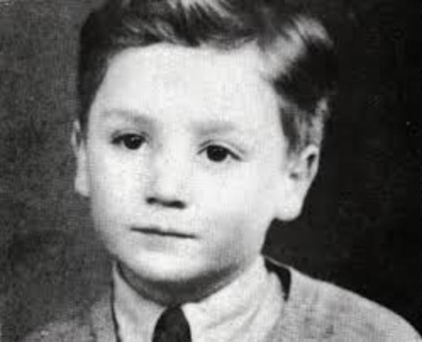 John Lennon was born in Liverpool, United Kingdom.