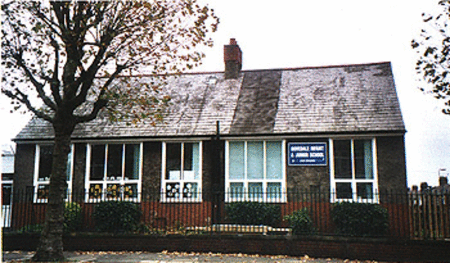 John Lennon attends Dovedale Primary School.