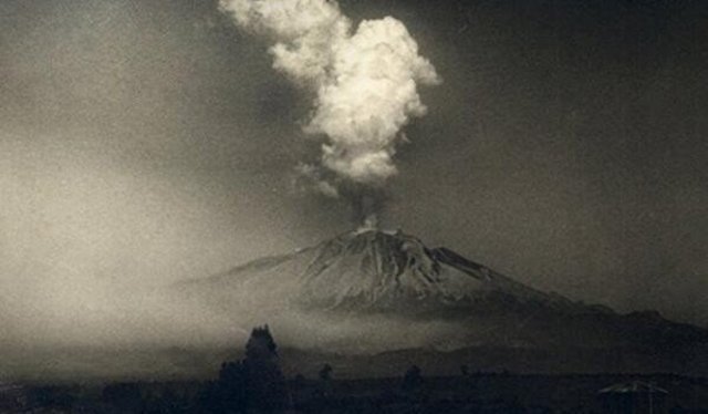 Quinta erupción del Volcán Calbuco registrada