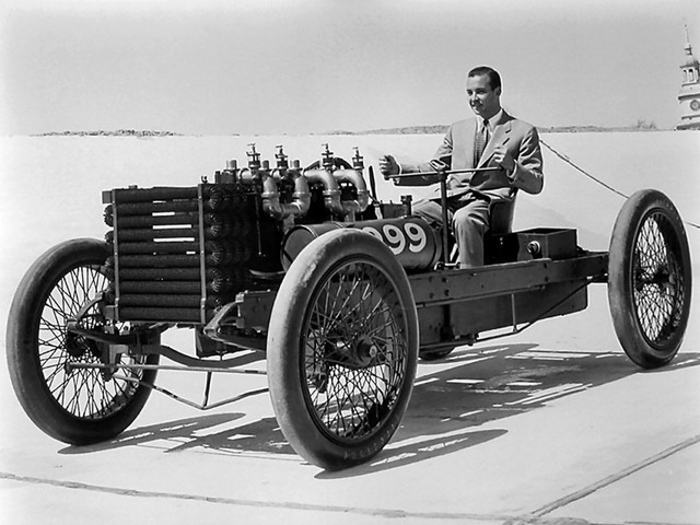 produced the 80+ horsepower racer "999"