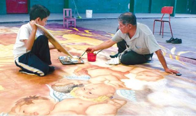 Entre a clases de pintura, con Santos acu.