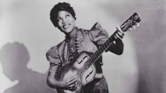 La cantante, guitarrista y compositora Rosetta Tharpe