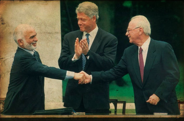 Isreal and Jordan sign peace treaty