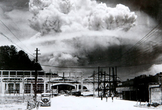 Atomic bomb dropped on Hiroshima and Nagasaki