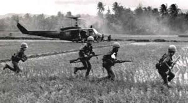 South vietnamese troops invade Laos