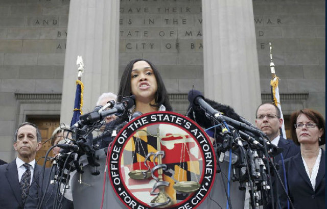 Fiscalía de Baltimore acusó a 6 policías de haber asesinado a Freddie Gray