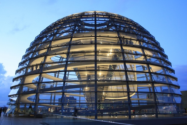 CÚPULA DEL REICHSTAG - BERLIN (ALEMANIA)
