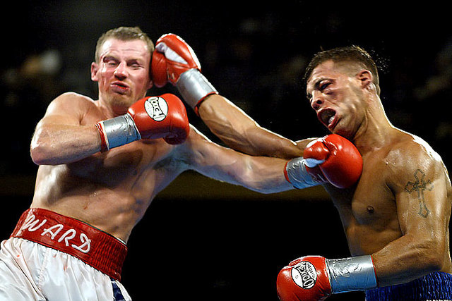 #4- Micky Ward vs Arturo Gatti I