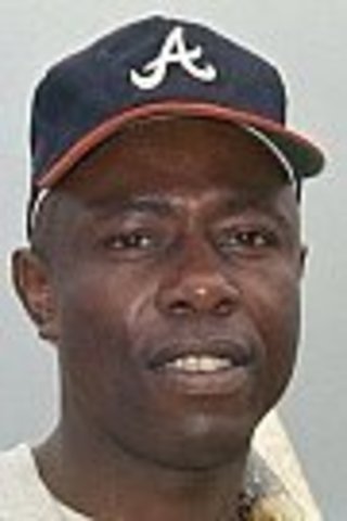 Hank Aaron Leades Milluake Braves to World Series