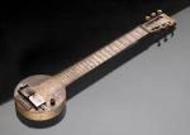 The First Electric Guitar
