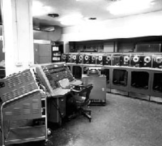 Перший комп'ютер в продажі