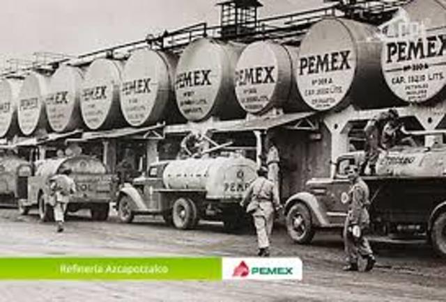 Se construyen dos refinerías nuevas