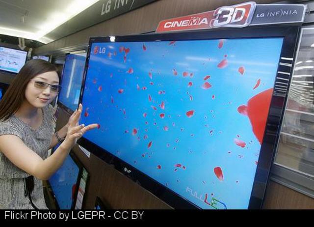 Estreno da primeira televisión 3D