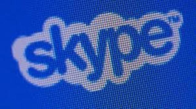 Se lanza Safari, My Space, Linkedin, Skype, Wordpress