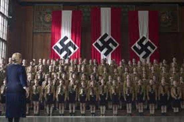 Liesel Vs. Ludwig Schmeikl