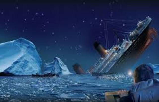 The S.S Titanic Sinks