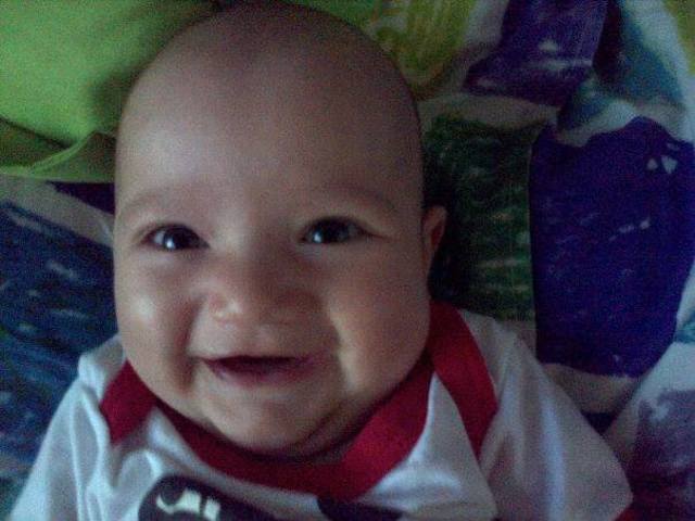 Me rio por primera vez