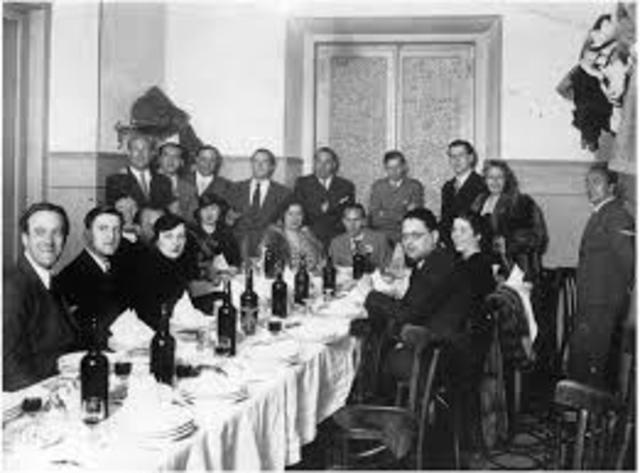Sus compañeros de generación le organizan un homenaje en un café de la calle Botoneras