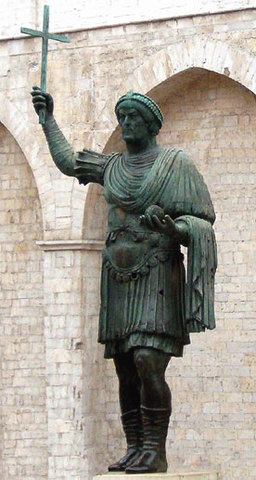 ΝΙΚΗ ΤΟΥ ΗΡΑΚΛΕΙΟΥ ΕΠΙ ΤΩΝ ΠΕΡΣΩΝ ΣΤΗ ΜΑΧΗ ΤΗΣ ΝΙΝΕΥΙ