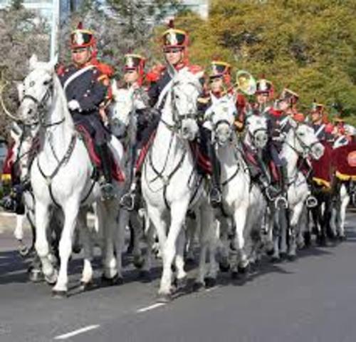 Creación del Reg. de Granaderos a Caballo