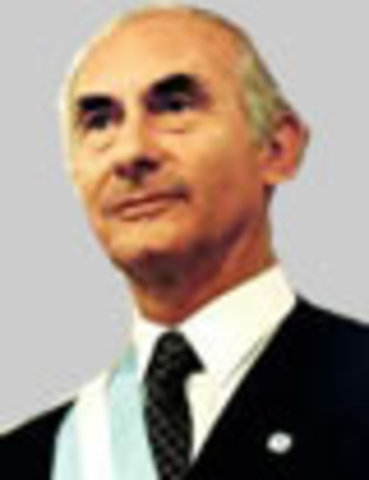 Fernando De la Rua (1999-2001)