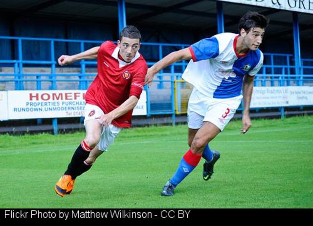 Proxecto do campo de fútbol de herba artificial