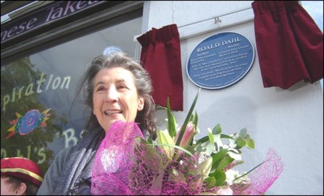 He married Felicity Ann d'Abreu Crosland