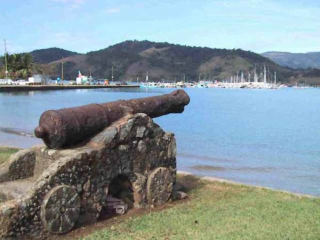 Inicia-se a revolução puritana