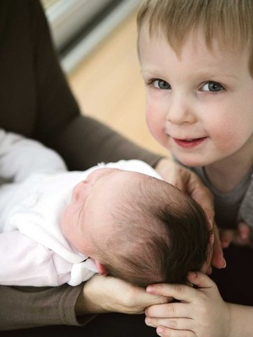 el nacimiento de mi hermano menor