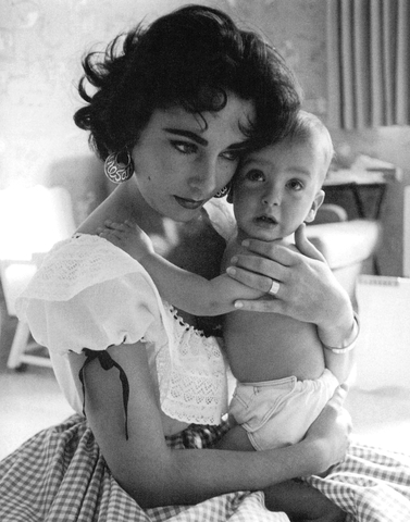elizabeth taylor's son Michael Wilding Jr.