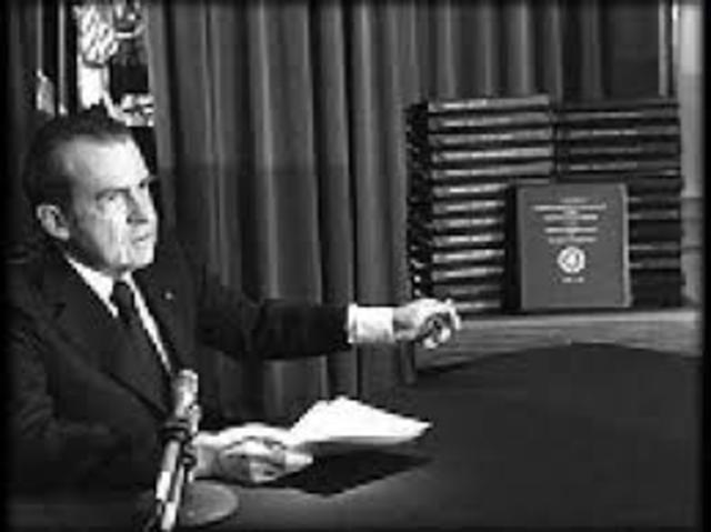 Nixon mandated to turn over tapes.