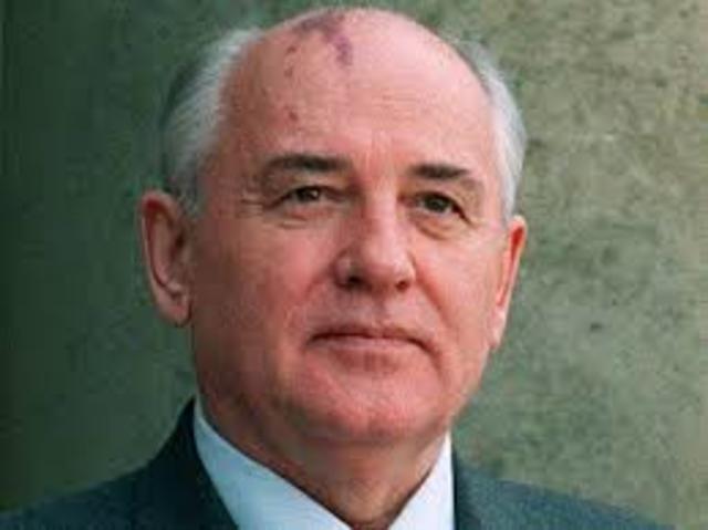 Gorbachev Resigns