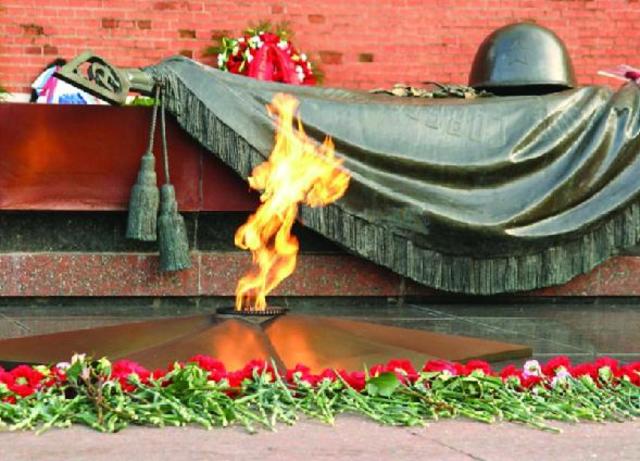 31 мая 1945 года  присвоено звание Героя Советского Союза.