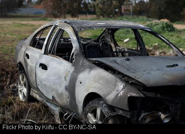 Aparece calcinado en las obras del corredor Nadela-Monforte un coche robado en Sarria