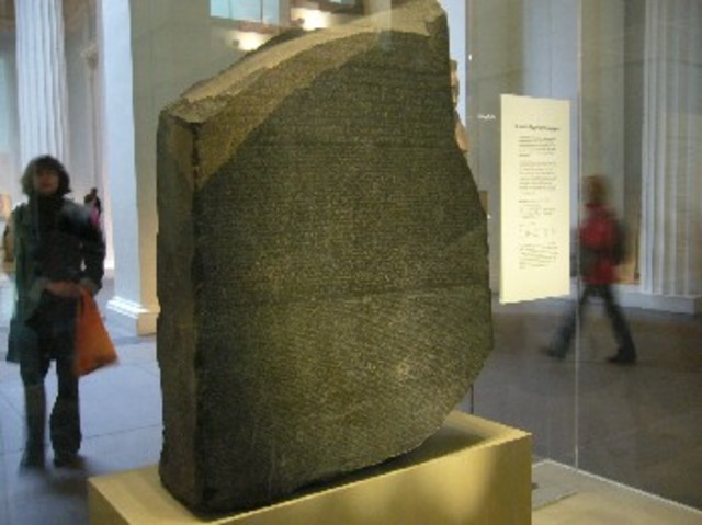 Napoleón desembarca en Alejandría...