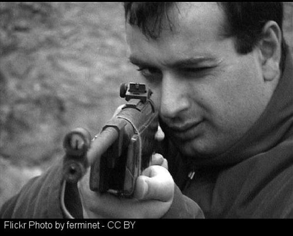 Detenido un vecino de Sarria (Lugo) tras disparar a su abogado con un arma de balines