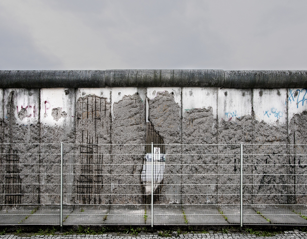 Erection of Berlin Wall