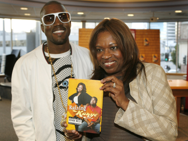 Muere Donda West, madre de Kanye West.