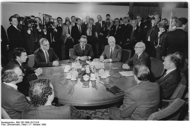 USSR, US, Pakistan peace accords