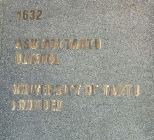 Asutati Tartu Ülikool