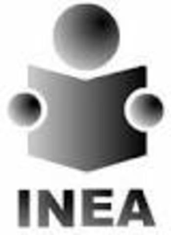 Se crea el INEA