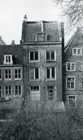 Anne and Her Family Go Into the Annex