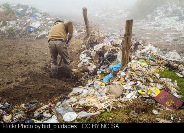 Recollida de plásticos de silos e invernadoiros no municipio