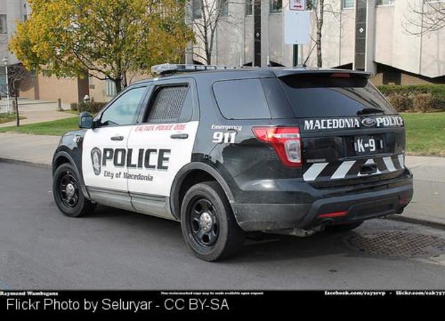 "Identifican en Sarria a un grupo de supuestos ladrones de bolsos."