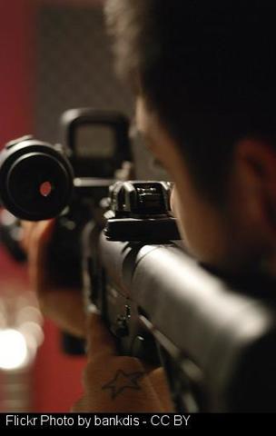 "Dispara a su abogado con un arma de balines en Sarria."