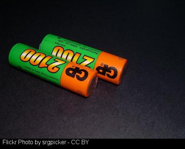 Mas de 600 escolares de Sarria se implican en reciclar pilas.